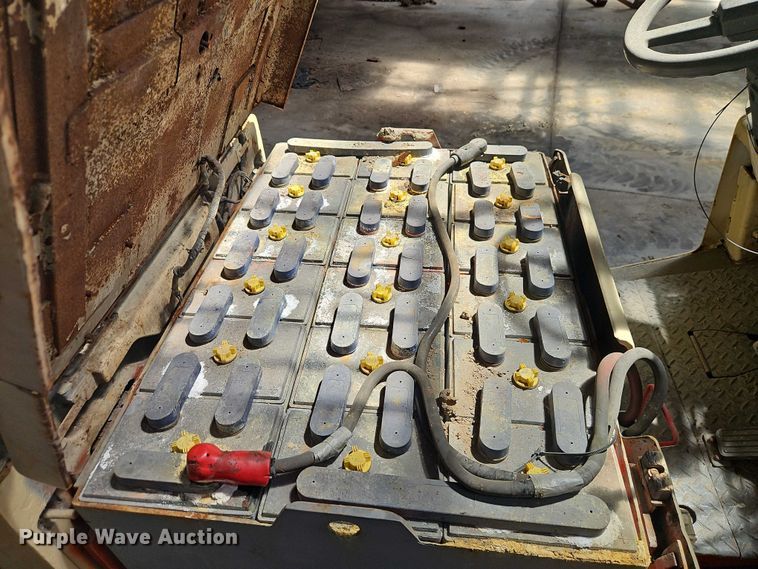 image for item EO7335 Nissan CYM02L255 forklift