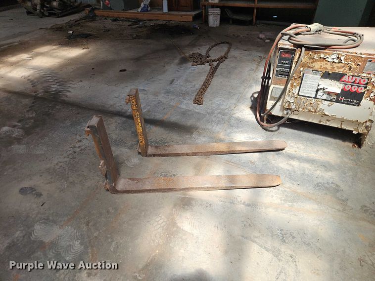 image for item EO7335 Nissan CYM02L255 forklift