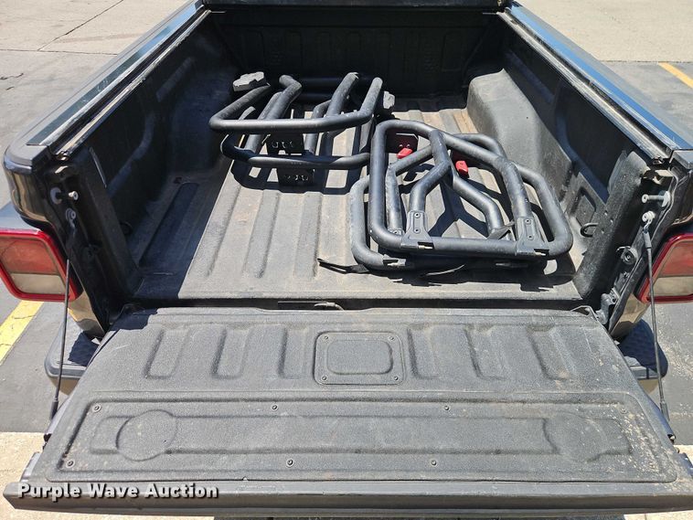 image for item EO7352 2020 Jeep Gladiator Crew Cab pickup truck