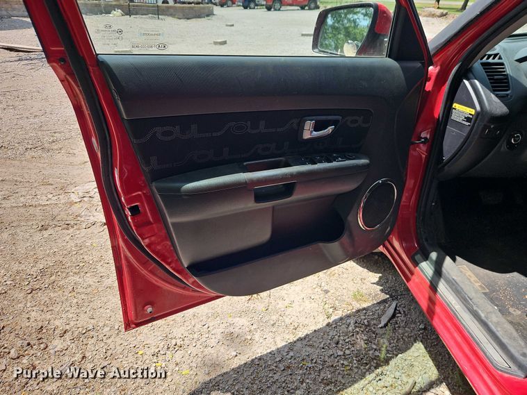 image for item EO7359 2013 Kia Soul 