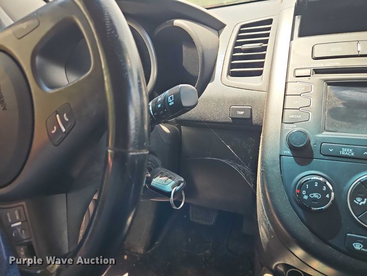 image for item EO7359 2013 Kia Soul 