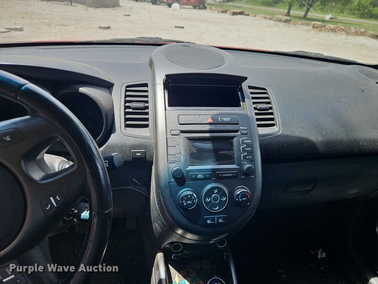 image for item EO7359 2013 Kia Soul 