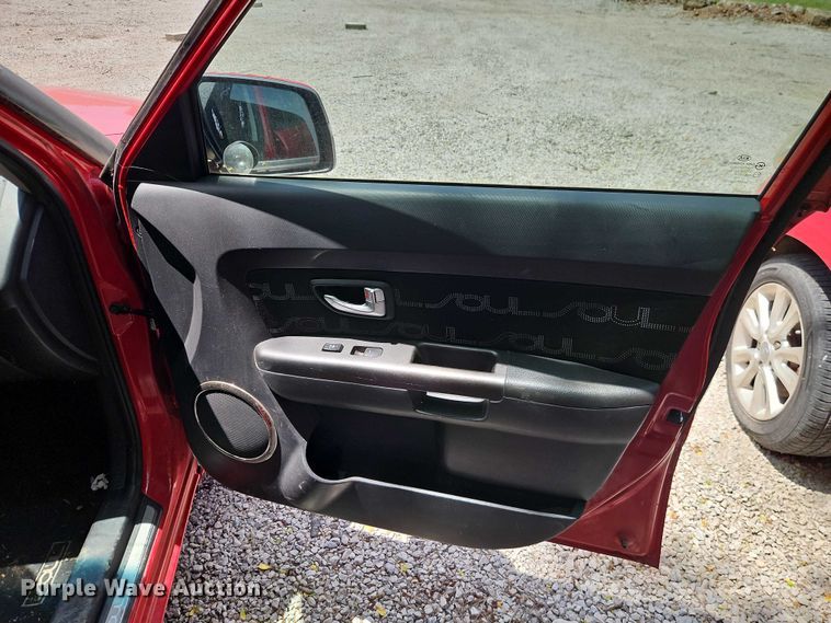 image for item EO7359 2013 Kia Soul 