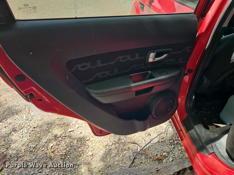 image for item EO7359 2013 Kia Soul 