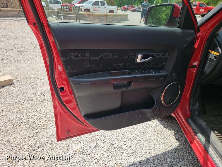 image for item EO7360 2013 Kia Soul 