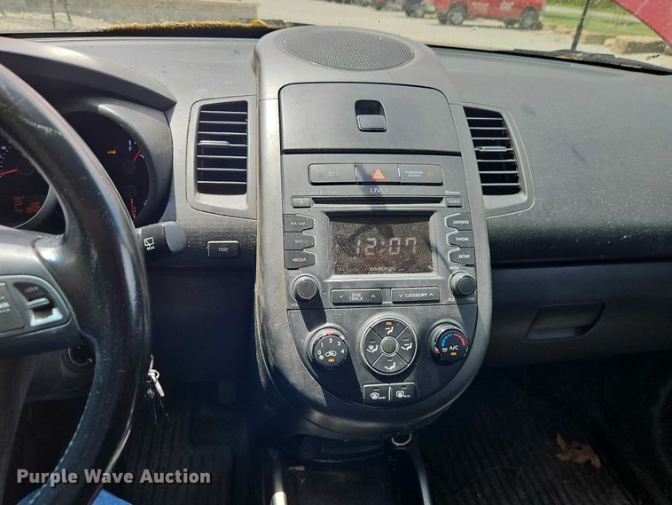 image for item EO7360 2013 Kia Soul 