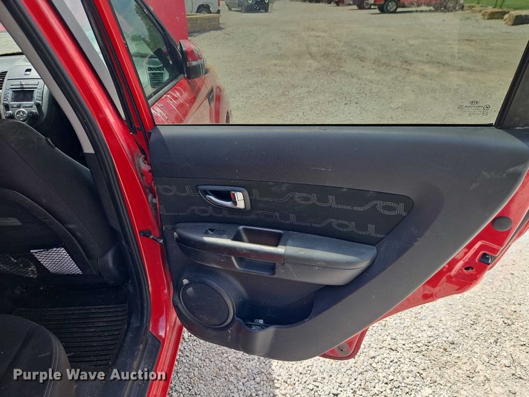 image for item EO7360 2013 Kia Soul 