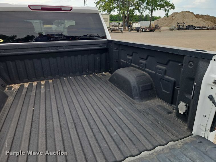 image for item EO7361 2021 GMC Sierra 1500 Crew Cab pickup truck