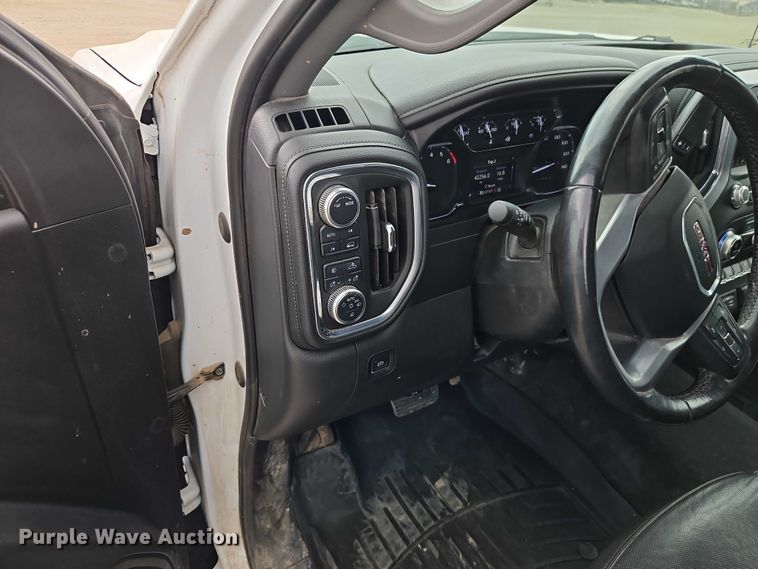 image for item EO7361 2021 GMC Sierra 1500 Crew Cab pickup truck