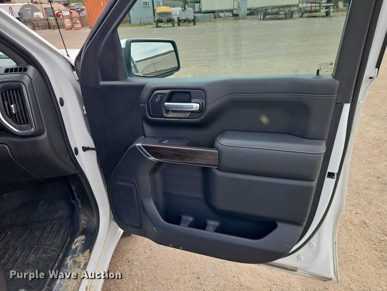 image for item EO7361 2021 GMC Sierra 1500 Crew Cab pickup truck