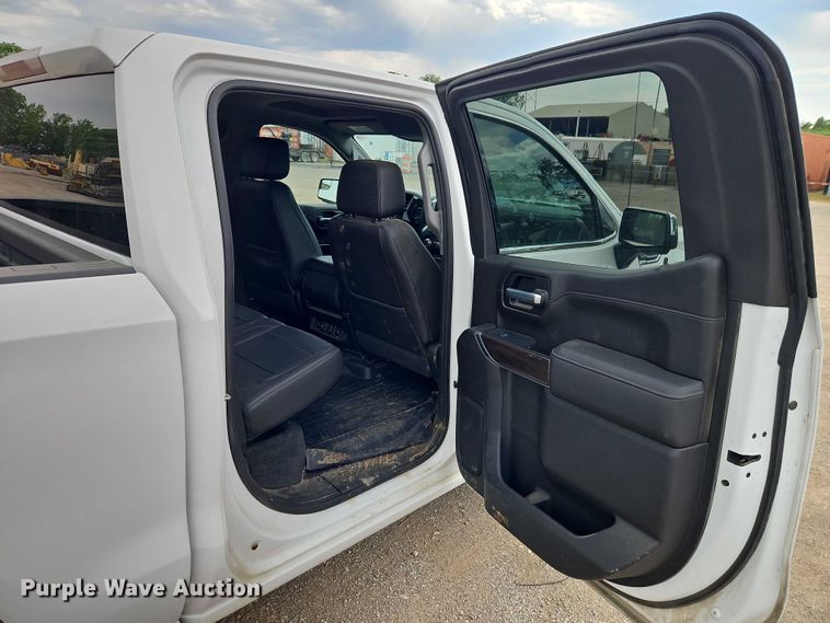 image for item EO7361 2021 GMC Sierra 1500 Crew Cab pickup truck