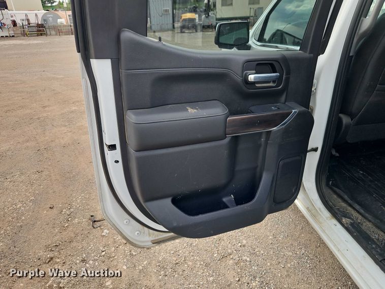 image for item EO7361 2021 GMC Sierra 1500 Crew Cab pickup truck