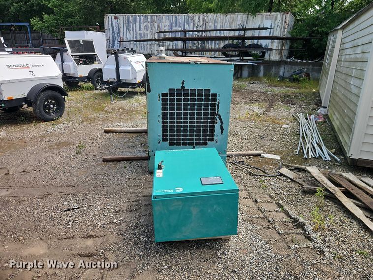 image for item EO7369 Cummins Power GGFE-7064425 generator