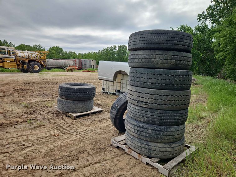 image for item EO7391 Tires
