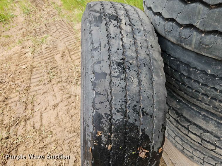 image for item EO7391 Tires