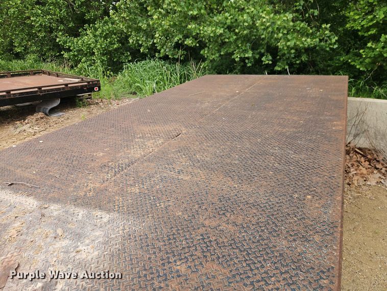 image for item EO7400 Flatbed