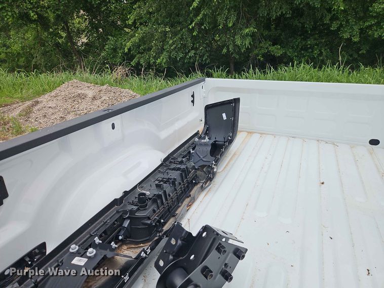 image for item EO7403 RAM pickup bed