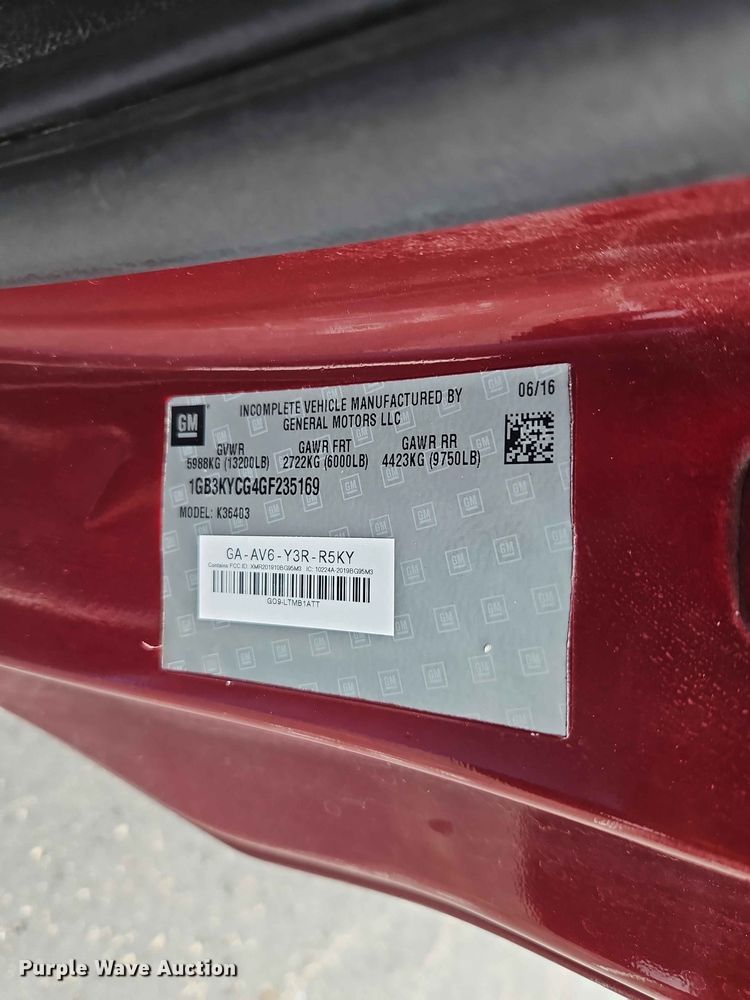 image for item EO7410 2016 Chevrolet Silverado 3500HD flatbed pickup truck