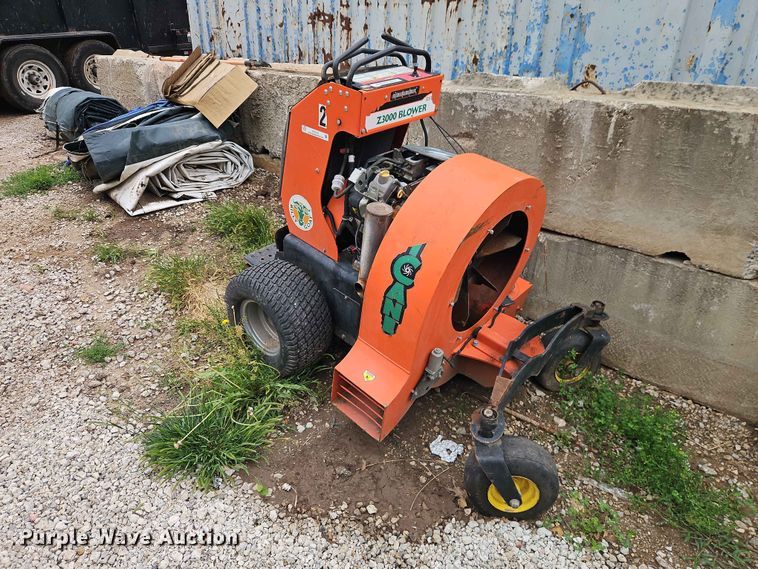 image for item EO7411 Billy Goat Z3000 blower