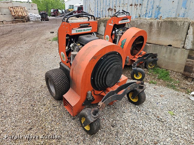 image for item EO7411 Billy Goat Z3000 blower