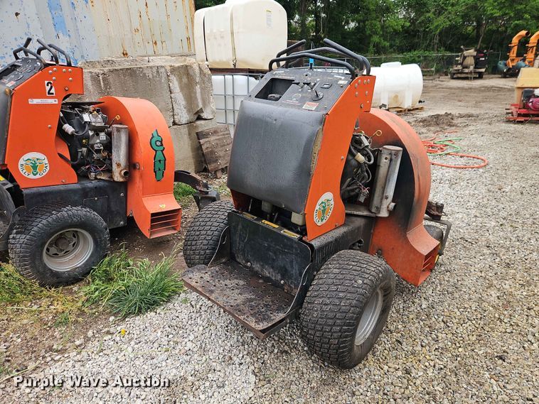 image for item EO7411 Billy Goat Z3000 blower