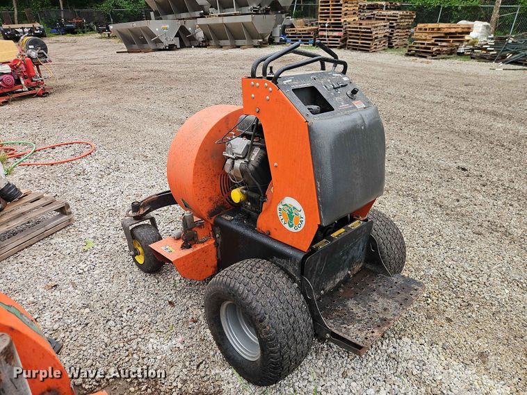 image for item EO7411 Billy Goat Z3000 blower