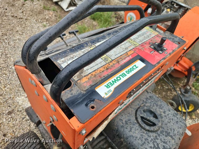 image for item EO7411 Billy Goat Z3000 blower