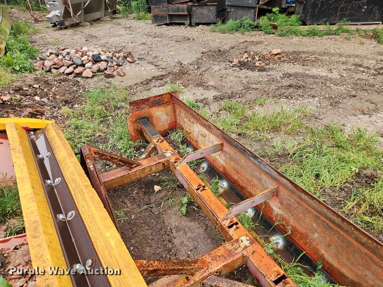 image for item EO7417 (2) skid steer box blades