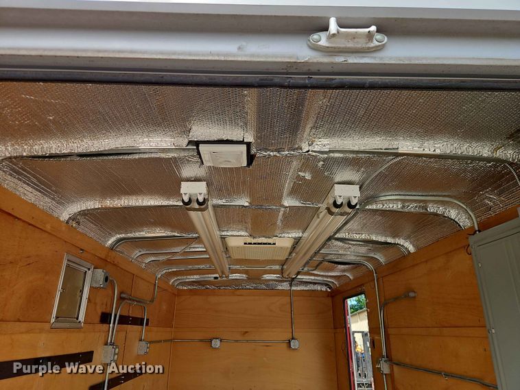 image for item EO7424 2004 Wells Cargo Road Force 7142 enclosed cargo trailer