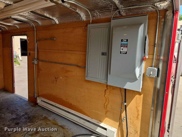 image for item EO7424 2004 Wells Cargo Road Force 7142 enclosed cargo trailer