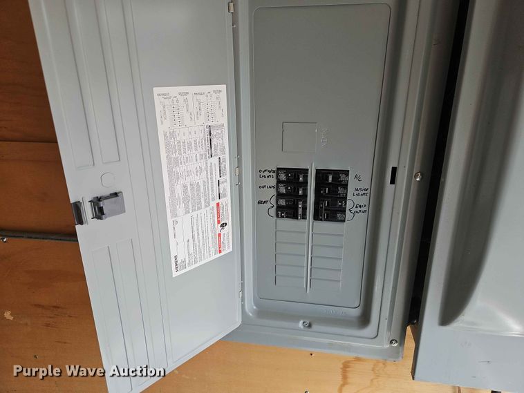 image for item EO7424 2004 Wells Cargo Road Force 7142 enclosed cargo trailer