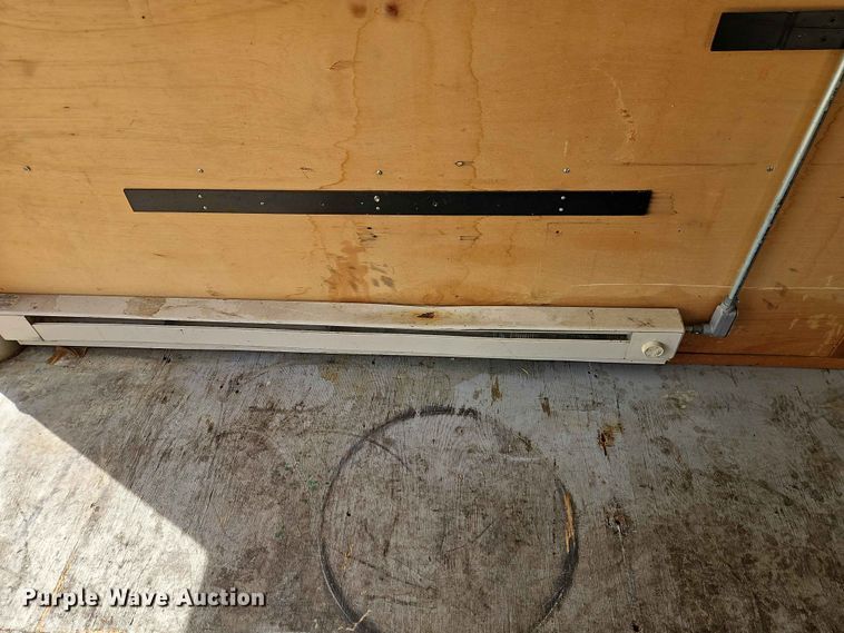 image for item EO7424 2004 Wells Cargo Road Force 7142 enclosed cargo trailer