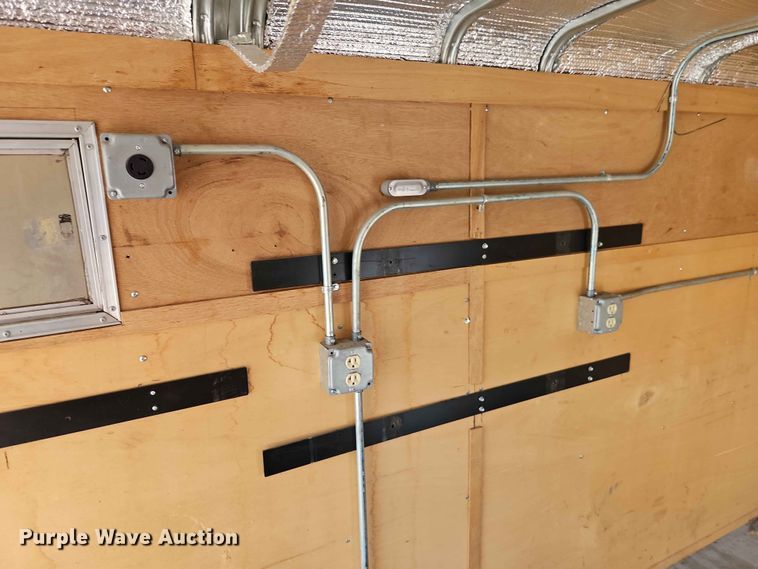 image for item EO7424 2004 Wells Cargo Road Force 7142 enclosed cargo trailer