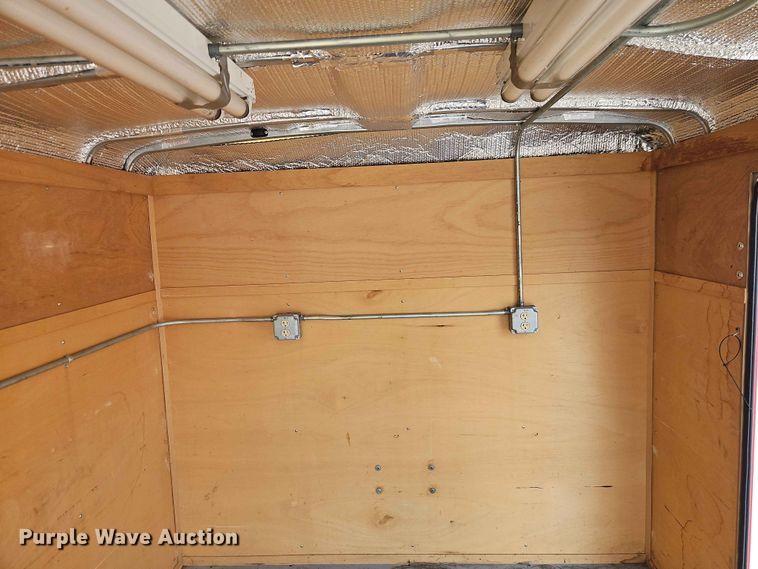 image for item EO7424 2004 Wells Cargo Road Force 7142 enclosed cargo trailer