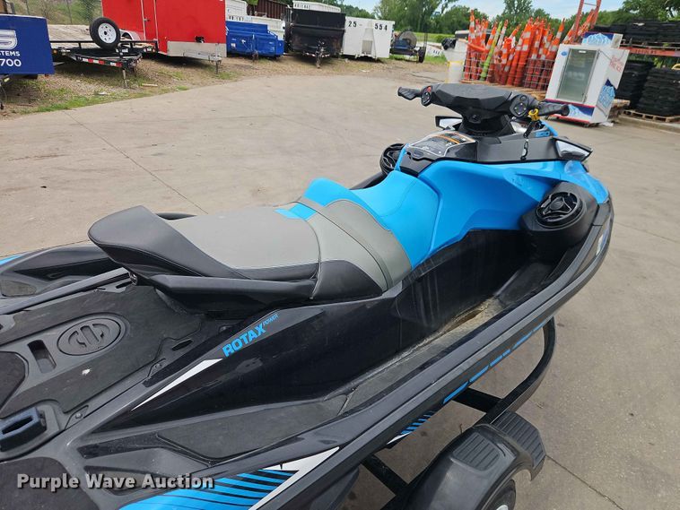 image for item EO7428 2018 Sea doo  RXT 230 personal watercraft