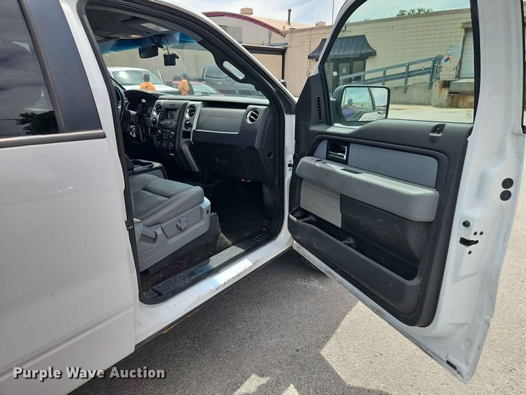 image for item EO7431 2014 Ford F150 Crew Cab pickup truck