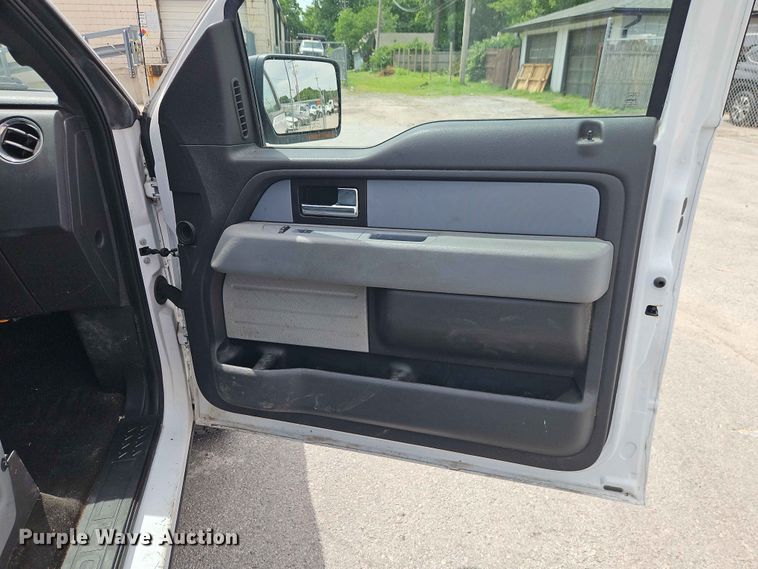 image for item EO7431 2014 Ford F150 Crew Cab pickup truck