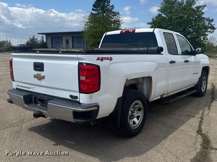 image for item ER0484 2018 Chevrolet Silverado 1500 Ext. Cab pickup truck
