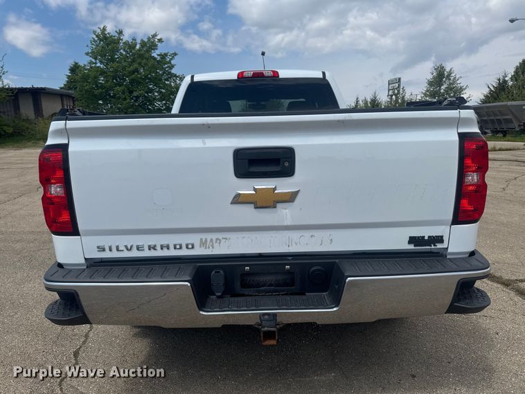image for item ER0484 2018 Chevrolet Silverado 1500 Ext. Cab pickup truck