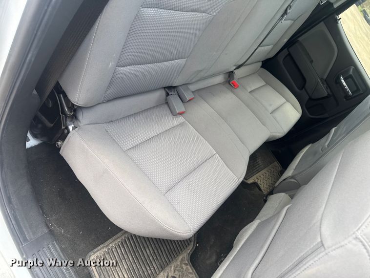 image for item ER0484 2018 Chevrolet Silverado 1500 Ext. Cab pickup truck