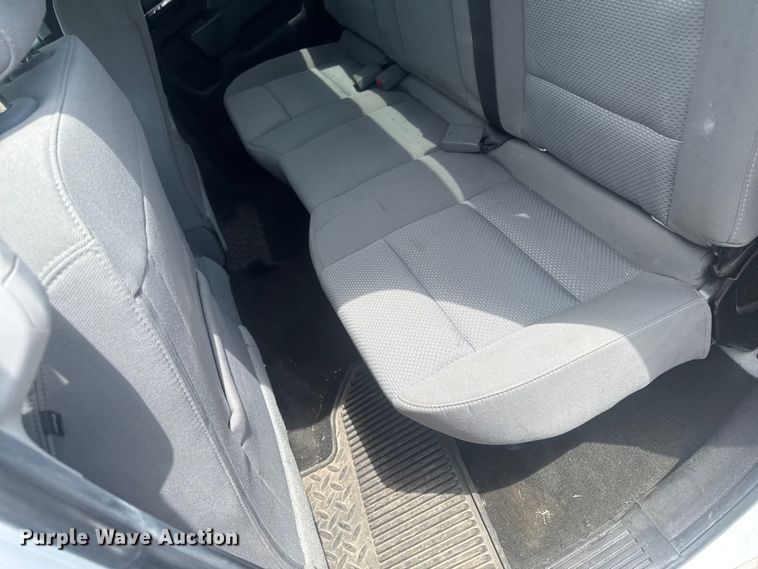 image for item ER0484 2018 Chevrolet Silverado 1500 Ext. Cab pickup truck