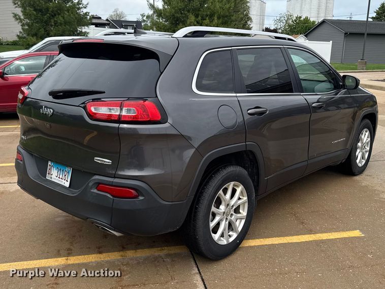 image for item ER0500 2016 Jeep Cherokee SUV