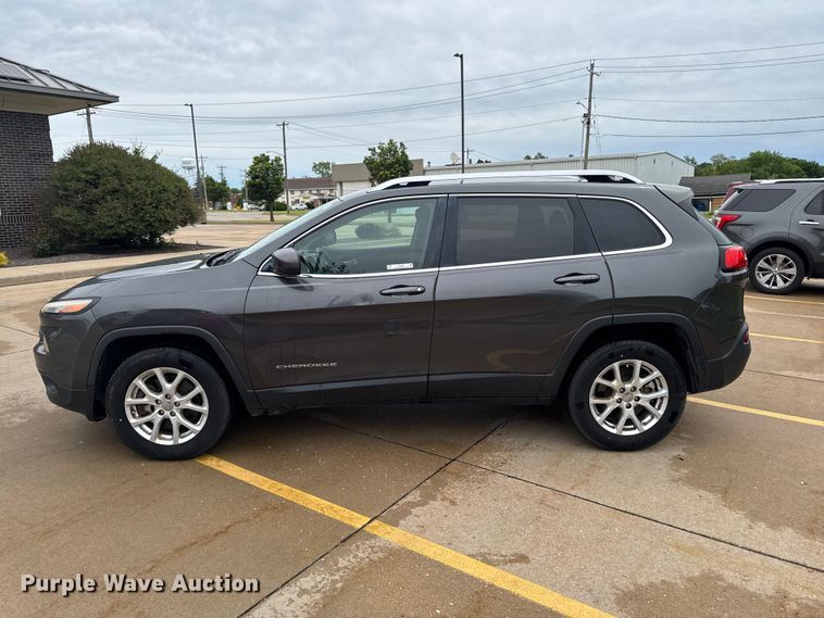 image for item ER0500 2016 Jeep Cherokee SUV