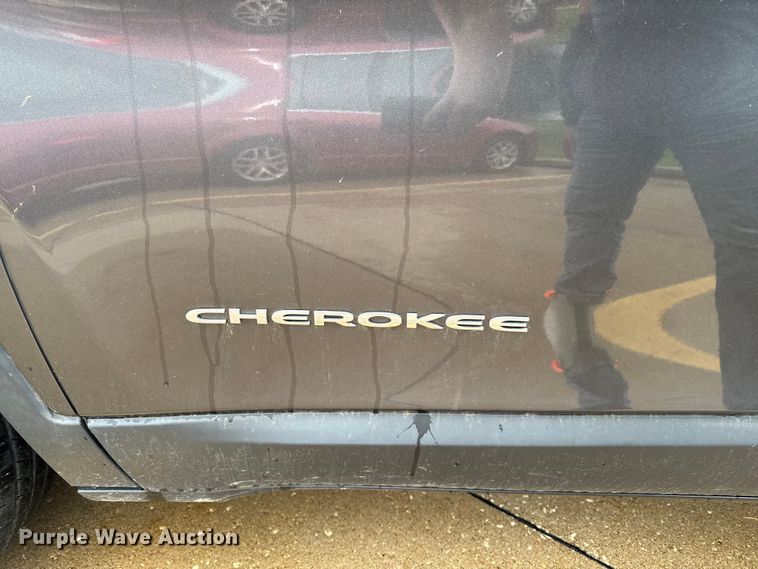 image for item ER0500 2016 Jeep Cherokee SUV