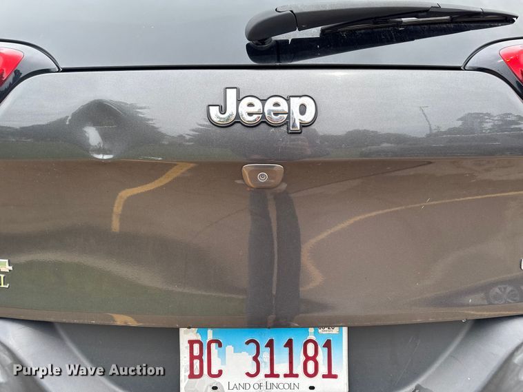 image for item ER0500 2016 Jeep Cherokee SUV