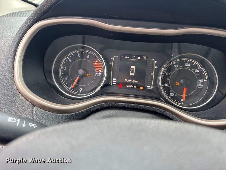 image for item ER0500 2016 Jeep Cherokee SUV