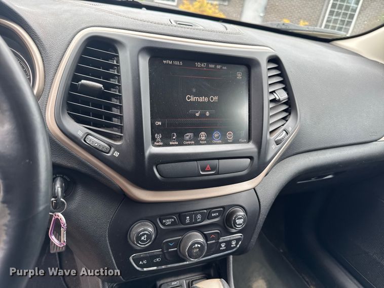 image for item ER0500 2016 Jeep Cherokee SUV