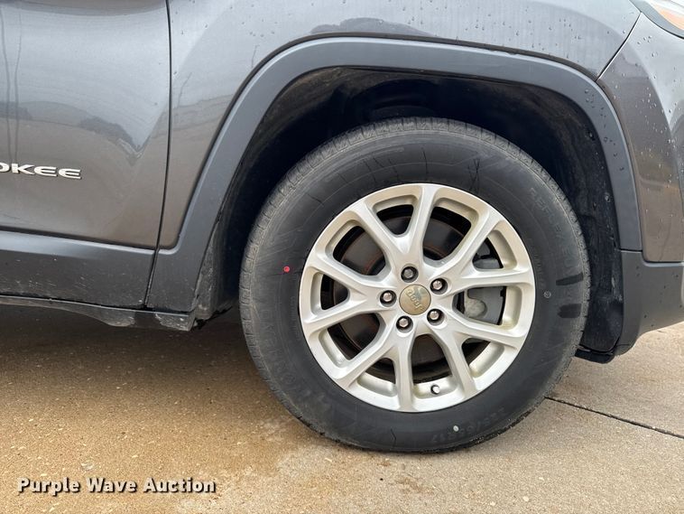 image for item ER0500 2016 Jeep Cherokee SUV