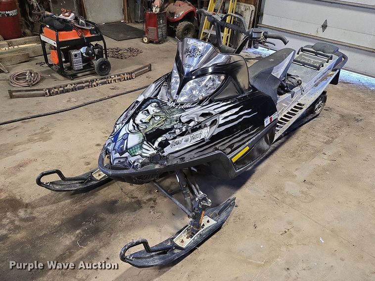 image for item ER1549 2006 Arctic Cat M7 snowmobile