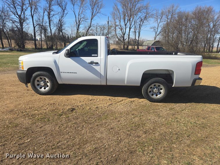 image for item ER1557 2008 Chevrolet Silverado pickup truck